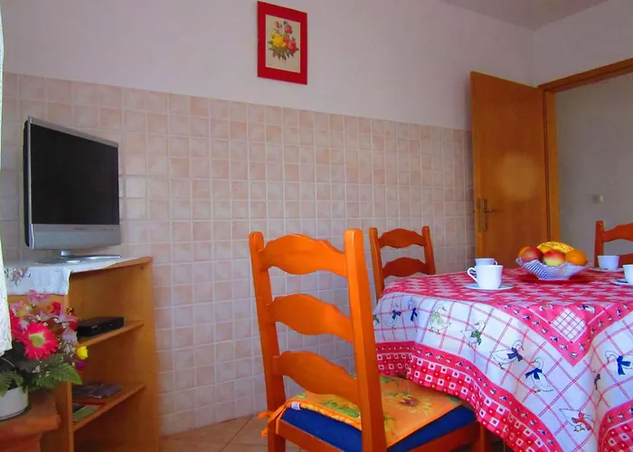 In - Istrien 11382 Appartement Pula