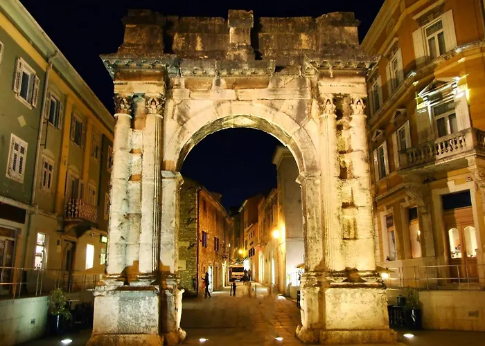 In - Istrien 11382 * Pula